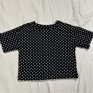 Super cute Gap Kids polka dot black/cream crop tee. Cotton blend, size XL (12)